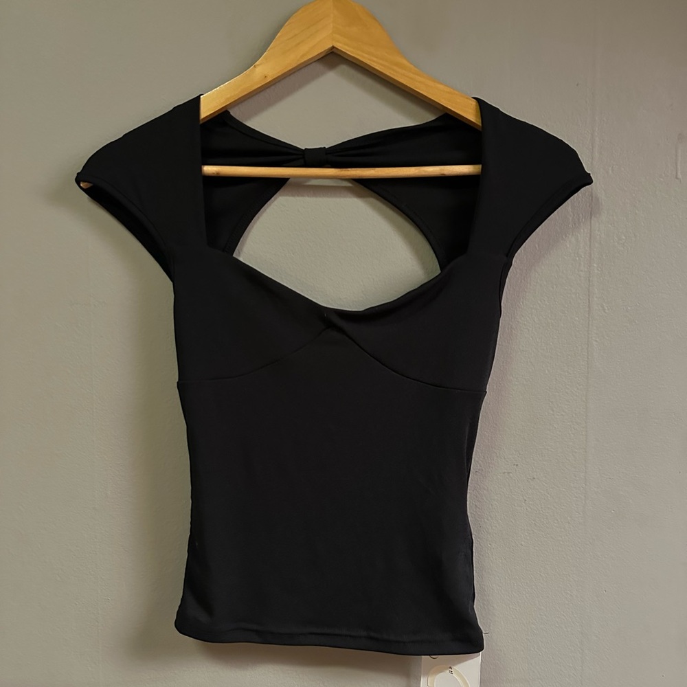 Commense Black Crop Top